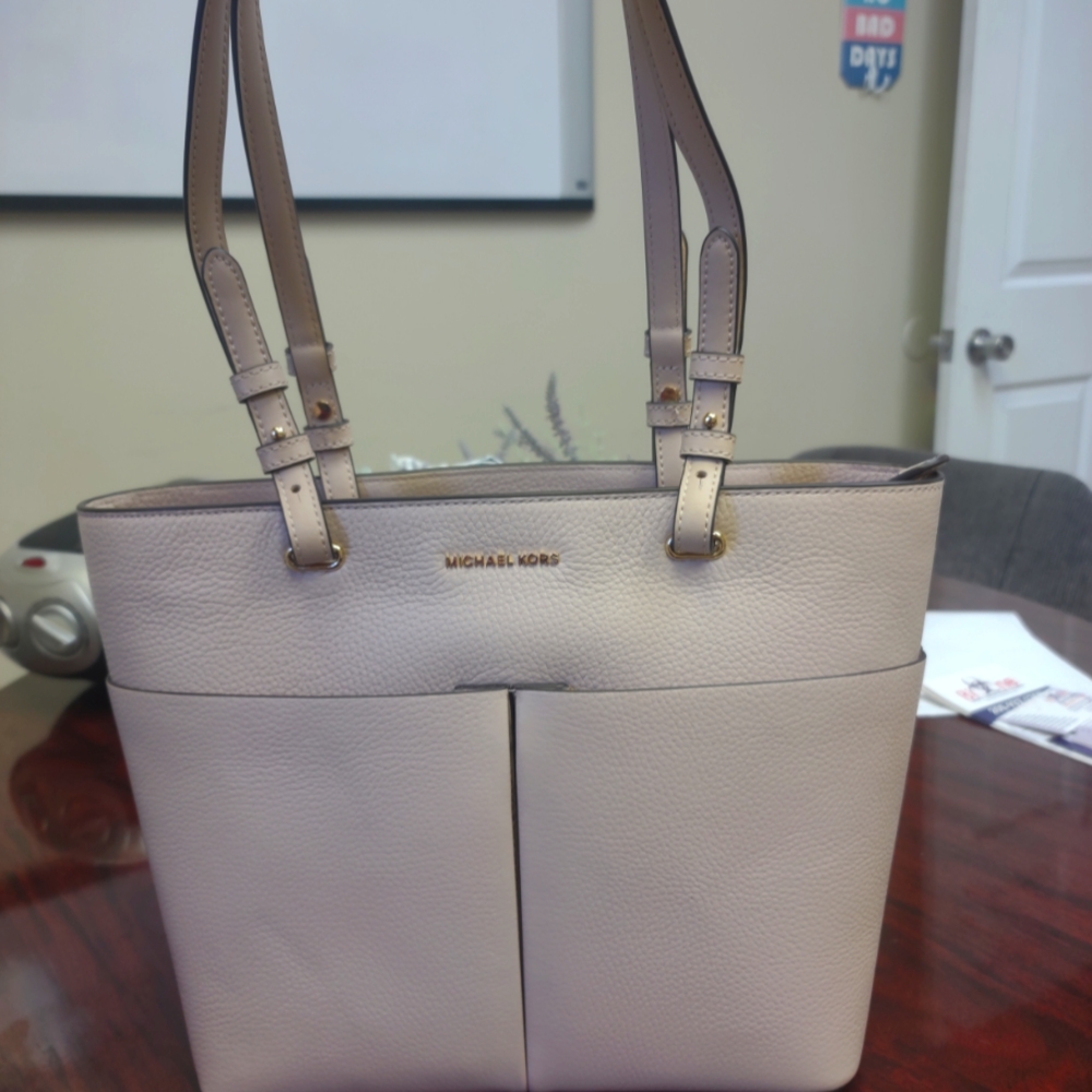 Michael Kors medium tote